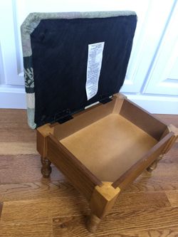 Storage Vintage Tapestry Wooden Foot Stool