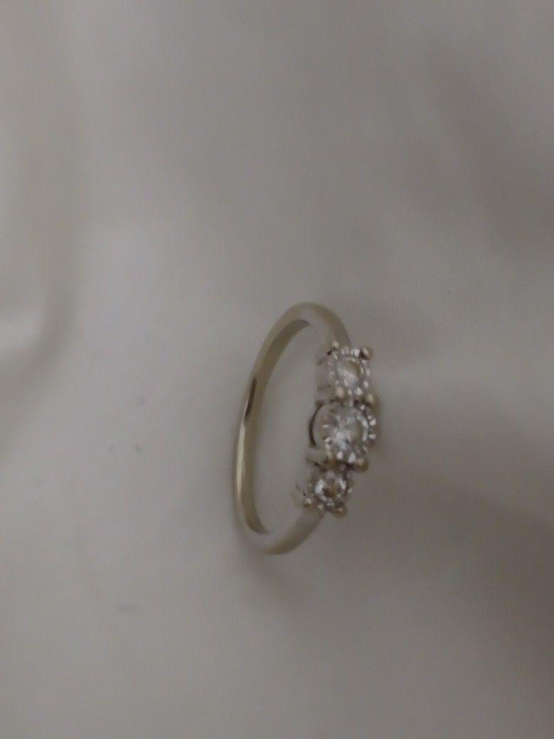 1/4 ct 3 diamond 10k White Gold promise Ring