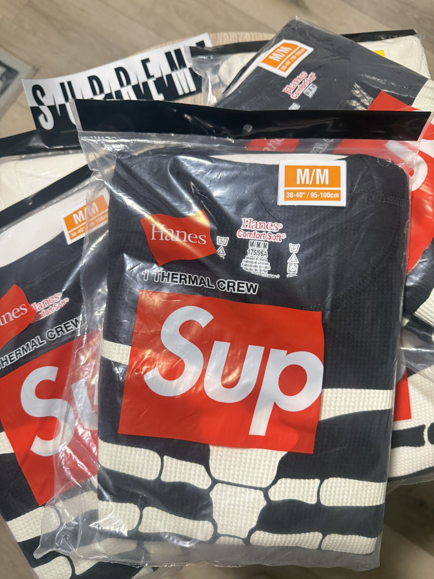 Supreme x Hanes Bones Thermal Crew M Men