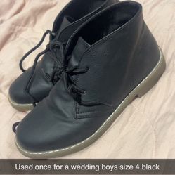 Boys Dress Boots Size 4