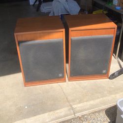 Cerwin Vega Loud Speakers 