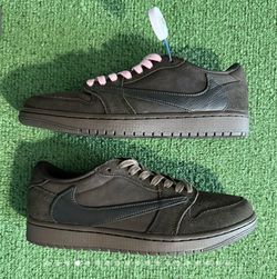 Travis Scott velvet brown