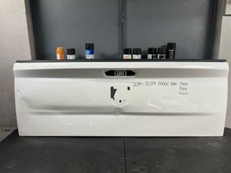2019-2020-2021-2022-2023-2024 DODGE RAM 2500/3500 TAILGATE OEM USED #10755