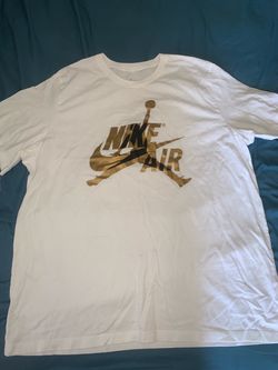 Nike Air Jordan Jumpman Gold Graphic T-Shirt