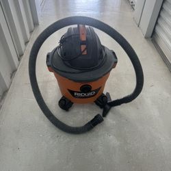 9 gal wet dry vac