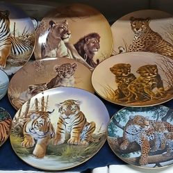 PLATES, COLLECTIBLE, FRANKLIN MINT, 1980'S,  CATS & CUBS, LIKE NEW,  (QTY: 19, WHOLE LOT PRICE)