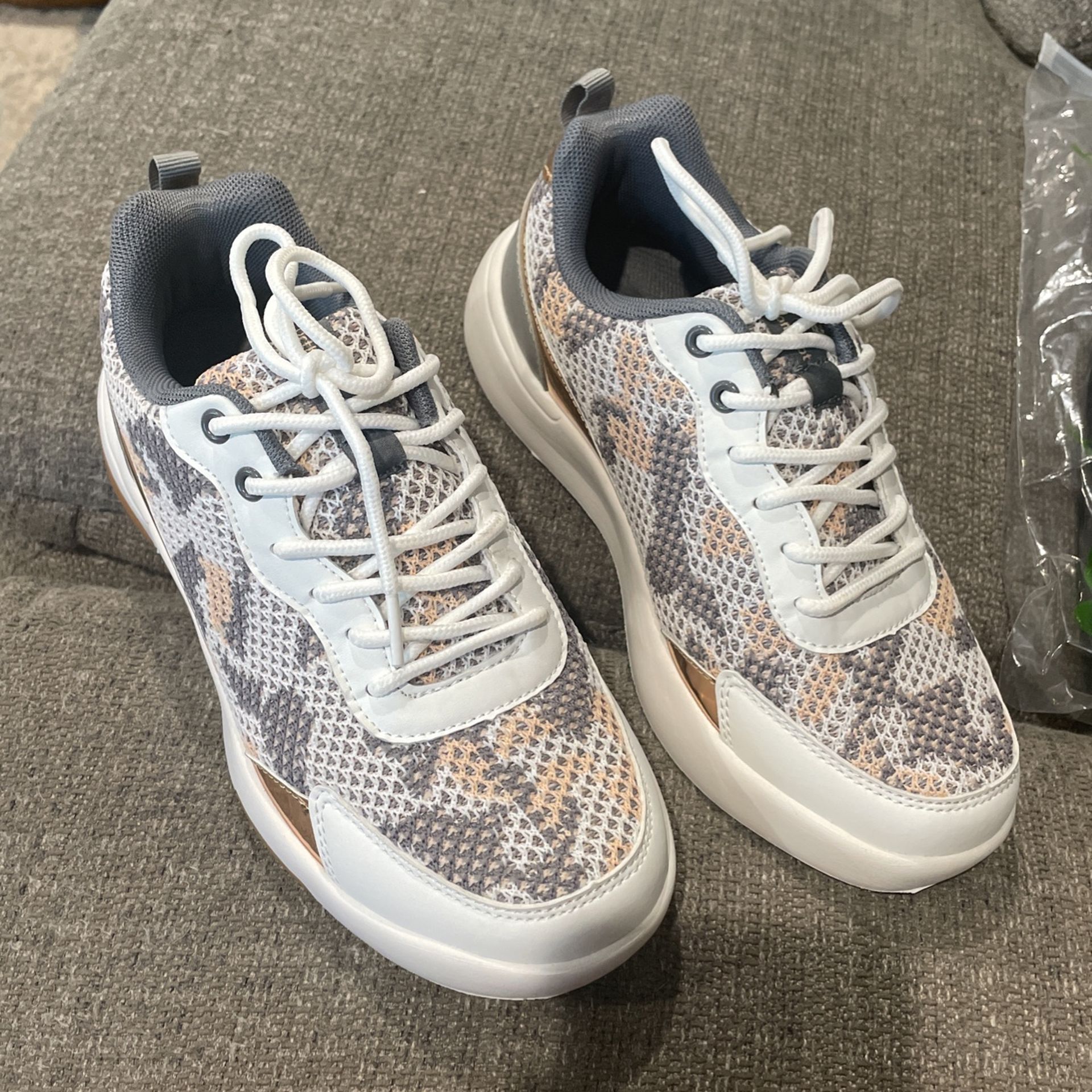 OrthoComfoot Women's Walking Shoes with Arch Support, Comfortable Fashion Sneakers for Plantar Fasciitis, Casual Shoes for Heel and Foot Pain Relief