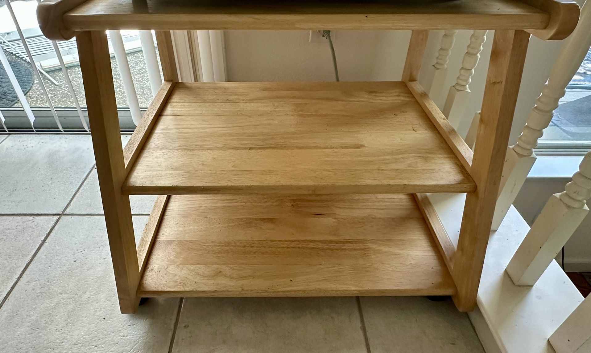 ~~ π Rolling Microwave/Utility Cart ~ Solid Wood~ Excellent Condition ~~