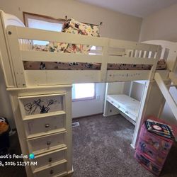 Loft Desk With Desk/drawers/&bookshelf 