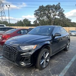 AUDI Q5 PREMIUM PLUS 