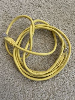 6 Ft. CAT5E Yellow Patch Cable Cords Ethernet UTP 24 AWG