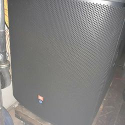 JBL PRX718s  Speaker