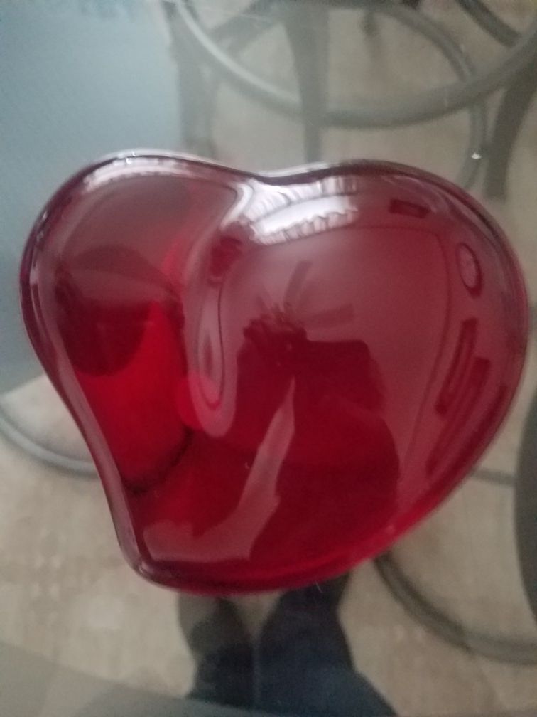 Tiffany&co red heart paperweight