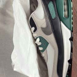 Brand new Nike air max 90