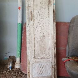 Hidden Ironing Board (1960?)