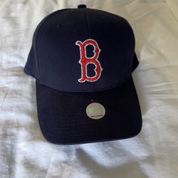 BOSTON RED SOX  LIGHT UP Cap Hat by LIGHTWEAR. MLB BRAND NEW WITH TAGS 