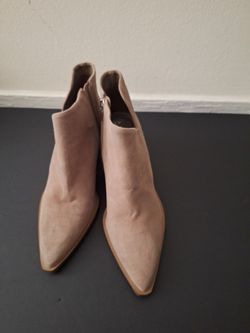 Women ankle suede boots