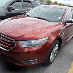 Ford Taurus 