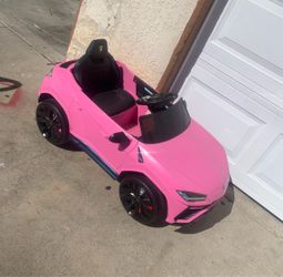 Girl car