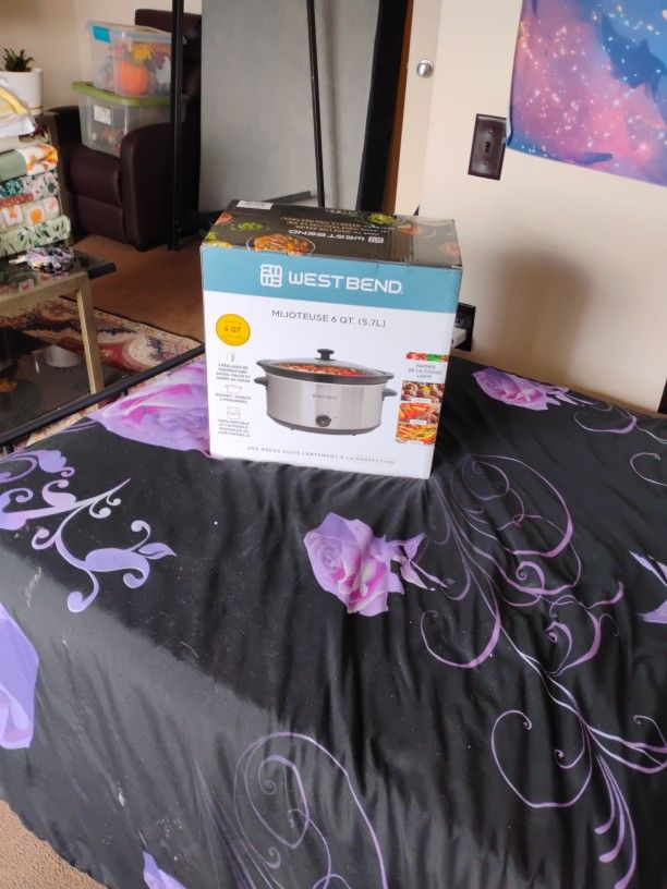 6 Quart West Bend Slow Cooker 