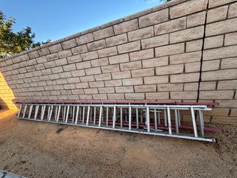 Werner D1332-2 32 ft Aluminum Extension Ladder