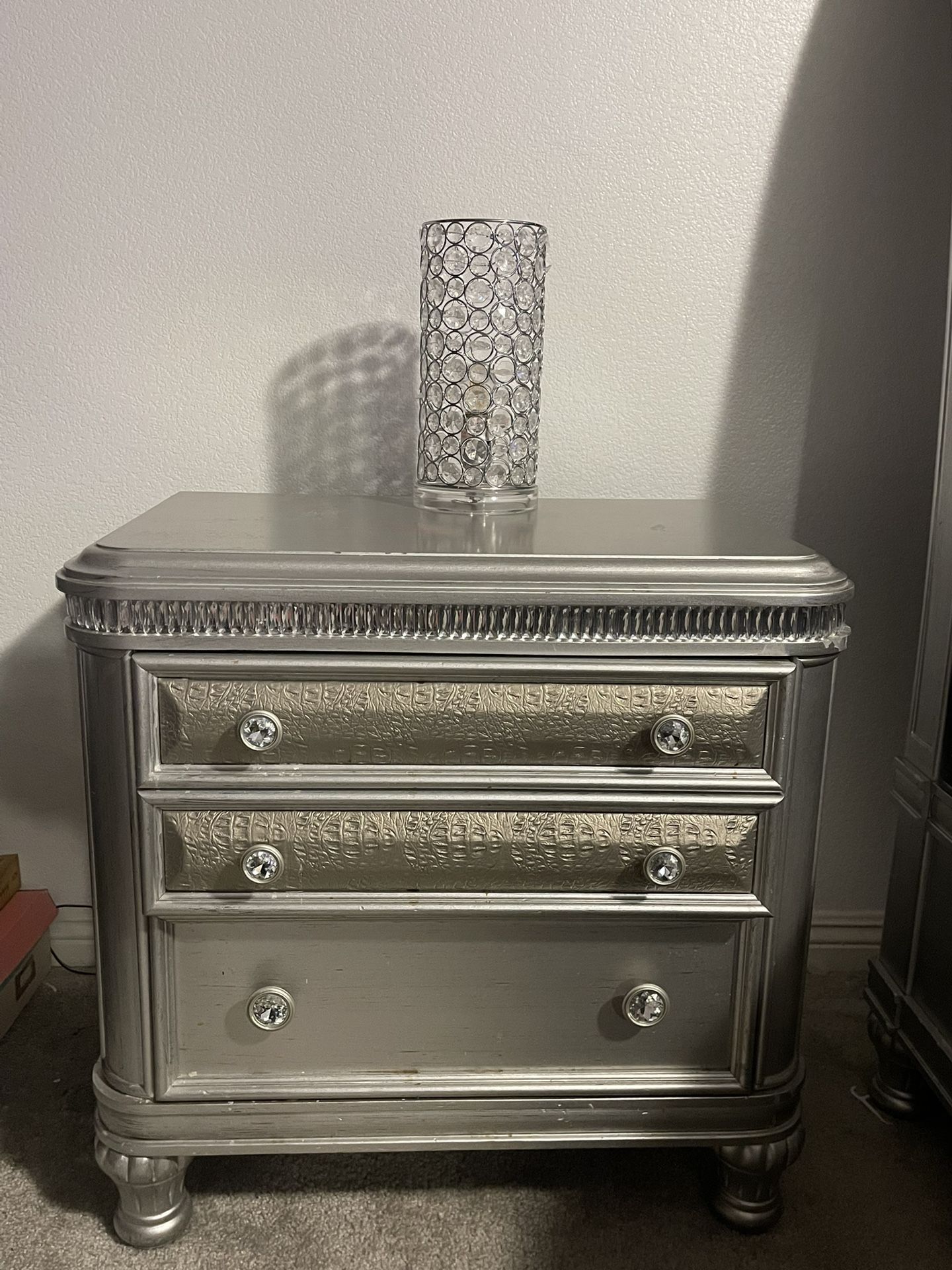 5 Piece King Size Bedroom Set