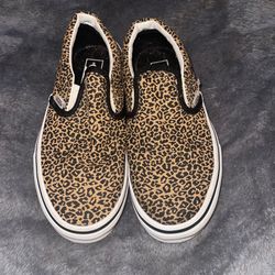 Vans Classic Slip-On Leopard Print Black Youth Size 3.5 Youth Animal Sneaker