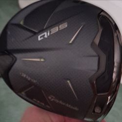 TaylorMade QI35 10.5 degree