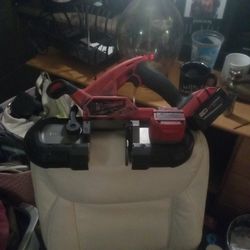 Milwaukee M18 Fuel Brushless Bandsaw