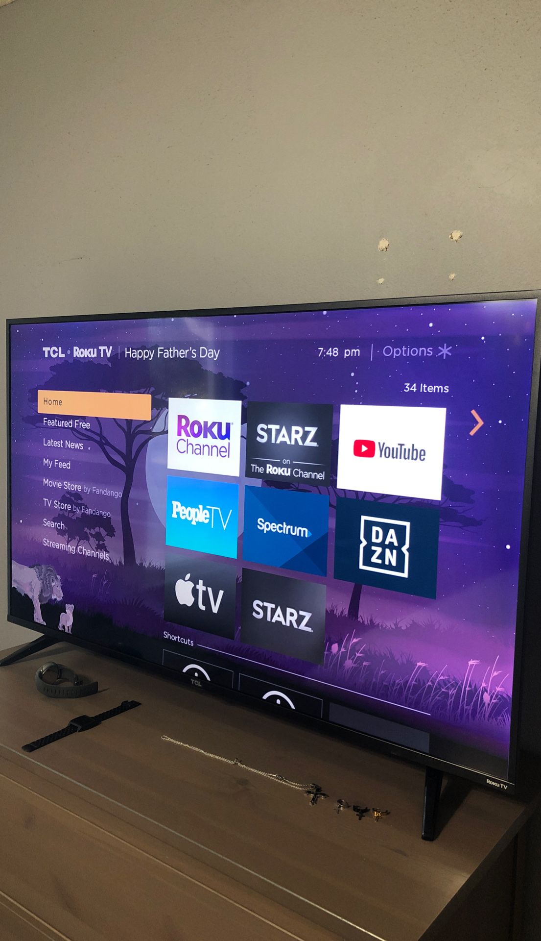 Excellent condition 50” TCL Smart Roku 4K flatscreen TV. $380 Pick up ready. USF area