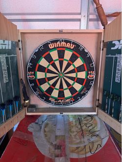 Winmau pro dart board