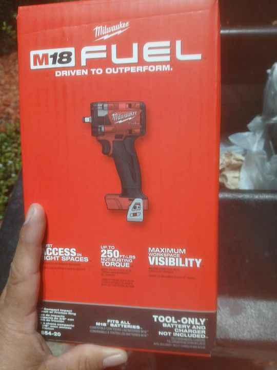 Milwaukee impact drill fuel 3/8 drive