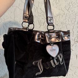 Juicy Couture Daydreamer Black And Silver 