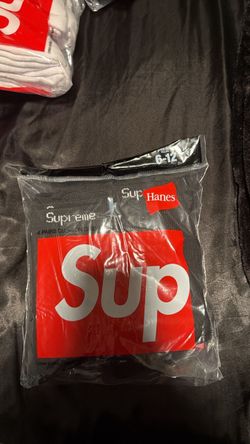 Supreme socks black