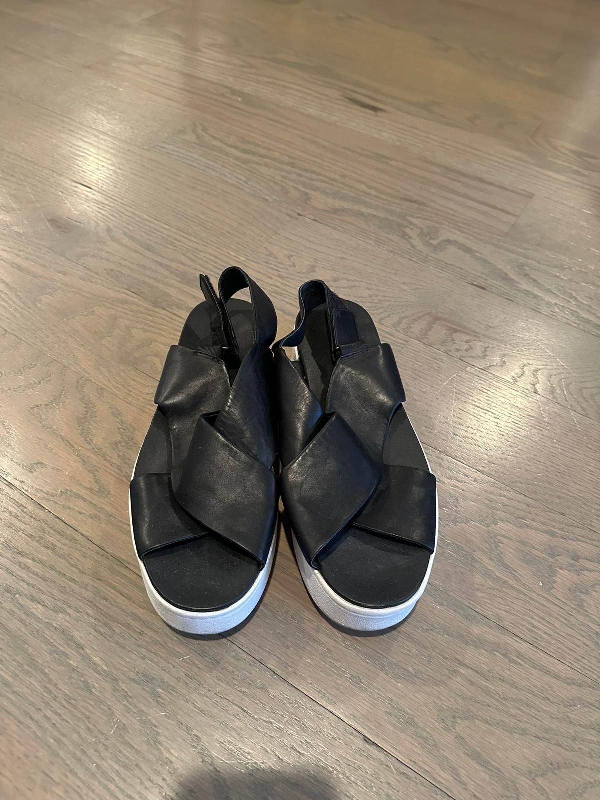 Vince Camuto Sandals