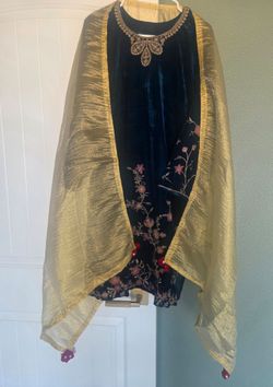 Indian Pakistani Tradition Designer Shalwar Kameez velvet dress