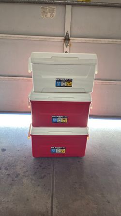 Igloo ice cooler / ice chest 48qt