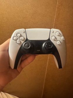 PS5 controller