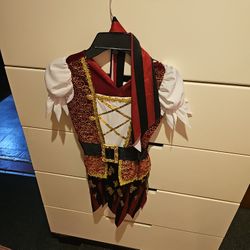 girls pirate Halloween costume 