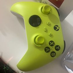 Like New Xbox One Controller 