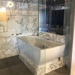 Custom Whirlpool Jetted  Tub  Loaded Features 