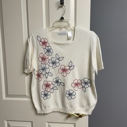 Alfred Dunner Short Sleeve Knit Top, Women XL, White Red Blue Flowers