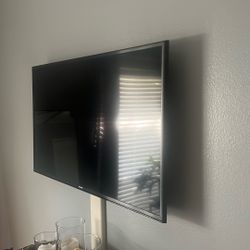 Samsung TV 40 In