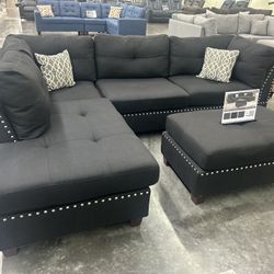 3 Piece Modern Black Sectional Set! 