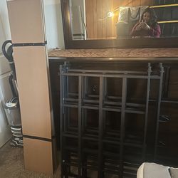 Queen Metal Bedframe