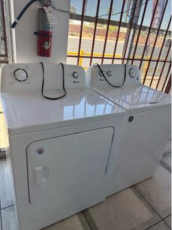 Amana top load washer and gas dryer set