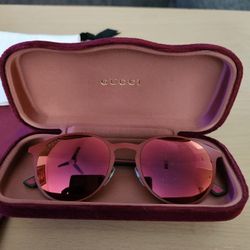 Gucci Sun Glasses 