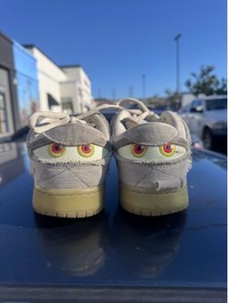 Lightly Worn NIKE SB Mummy Dunks
