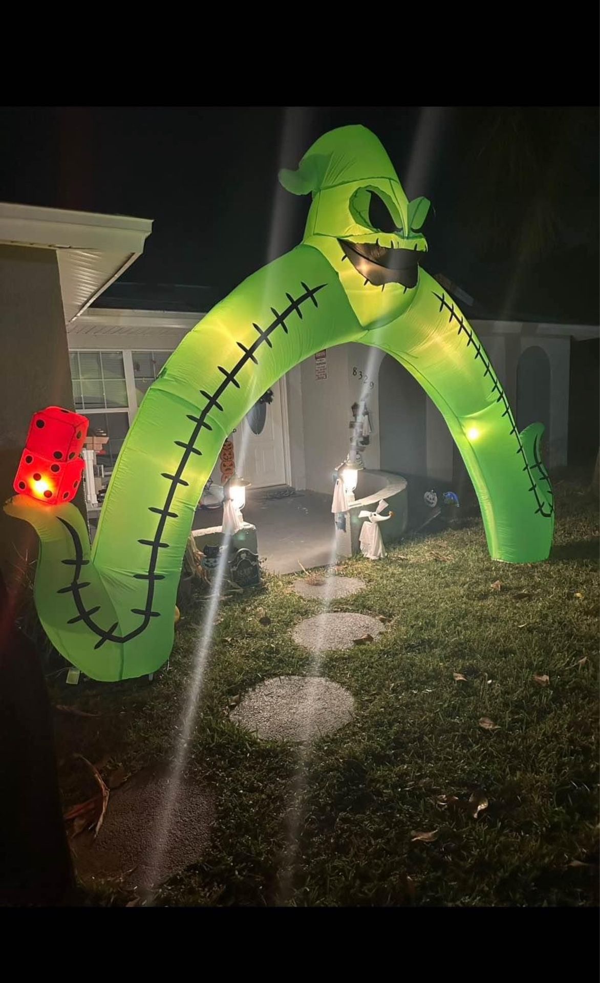 Oogie Boogie Halloween Arch