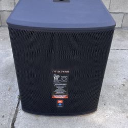 Jbl powered Subwoofer 